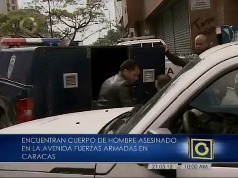 Hallan a hombre asesinado en plena vía pública de Caracas