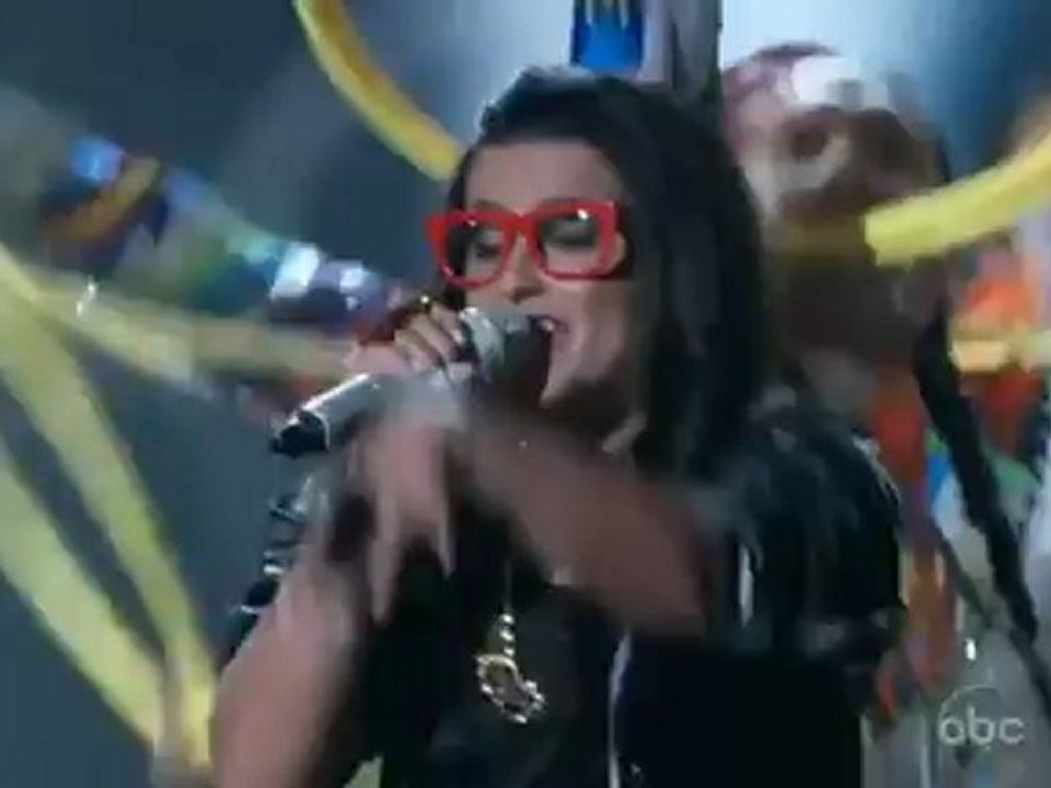 Nelly Furtado - Big Hoops (Bigger the Better) @ 2012 Billboard Music Awards