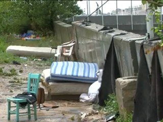 A Frais Vallon, les Roms vivent sous-terre