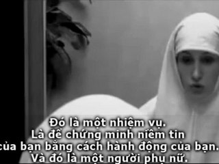 Các phụ nữ Hồi giáo trong khăn trùm đầu