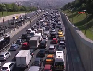 Haliç Köprüsü İkiye Ayrıldı!