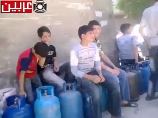 Syria فري برس ريف دمشق عربين ازمة الغاز فى المدينة 21 5 2012 Damascus