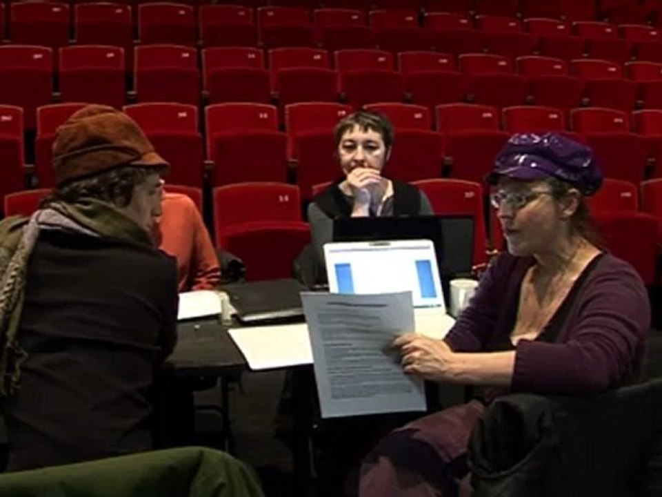 Cie Bouche à Bouche - SÉANCE DE TRAVAIL dans le cadre de la création de "Ma mort n'est la faute de personne" - Réflexion autour du dispositif scénographique