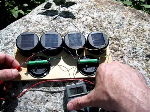 Solar Garden Light Hack - Solar Battery Charger