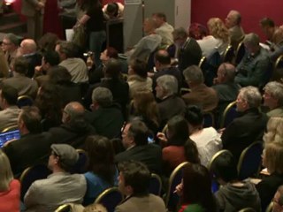 كان: مؤتمر صحافي لمخرج فيلم "كيلينغ ذيم سوفتلي" وبطله براد بيت