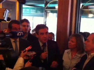 Fillon dans le 17ème à Paris