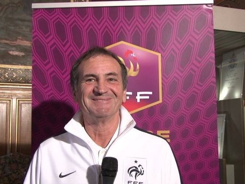 Bruno Bini présente son équipe de France de football féminin pour les JO