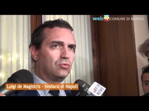 Napoli - De Magistris firma il Protocollo anti-corruzione (17.05.12)