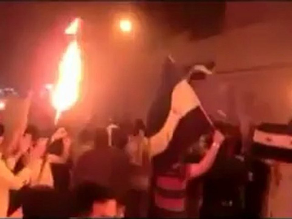 Syria فري برس   ريف دمشق بيت سحم على طريق العام نصرةً لعقربا 22 5 2012 Damascus