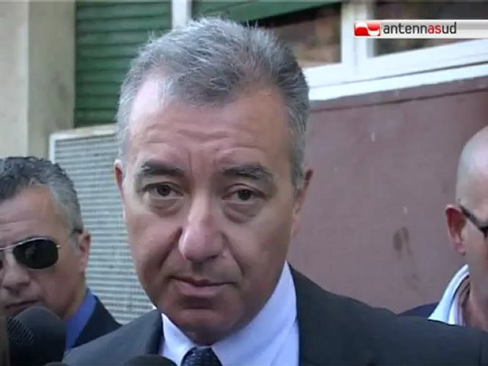 TG 19.05.12 Attentato Brindisi: Mantovano "Un colpo al cuore. Ora siamo uniti più che mai"