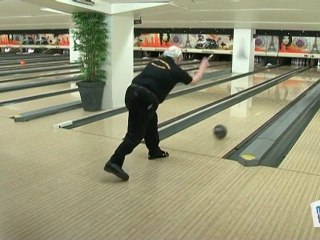 Tuto Bowling: comment bien lancer ? - Vidéo Dailymotion