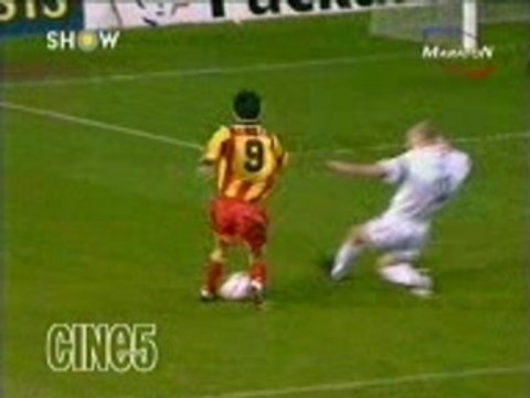 Hakan Sukur vs Leeds