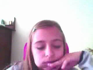 Comment manger un KINDER BUENO