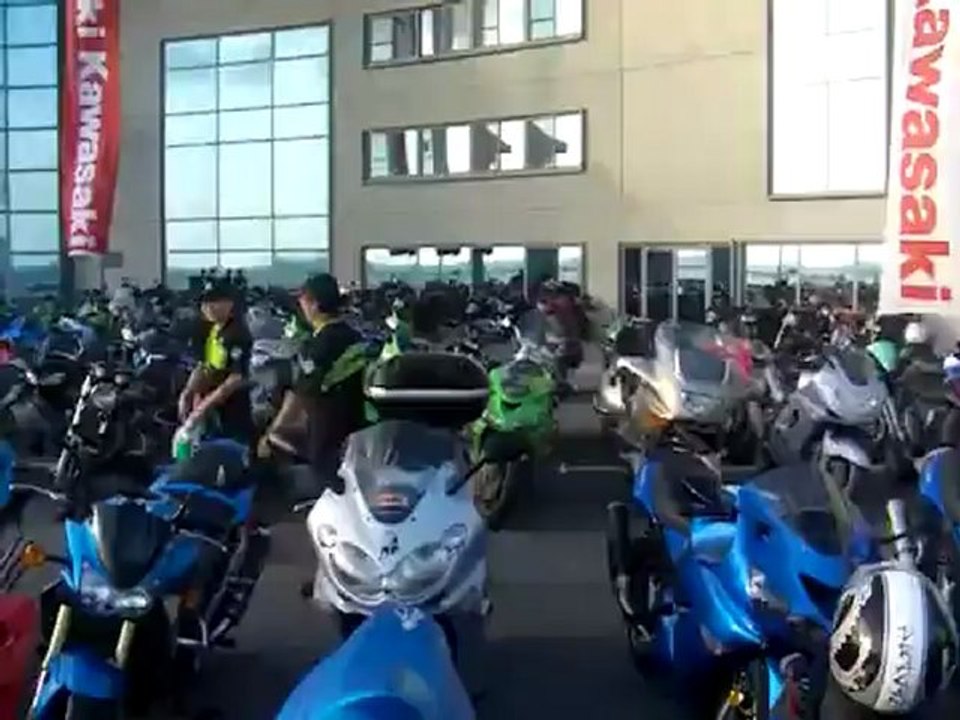 Mordeth Does Taiwan - motorcycle trailer