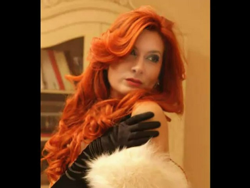 Nadine Tziatziou O Pastor