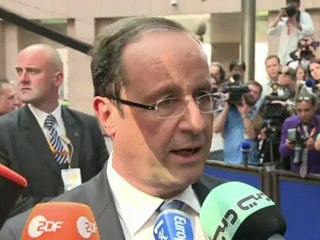 Hollande, Cameron et Merkel au sommet de l'UE sur la croissance