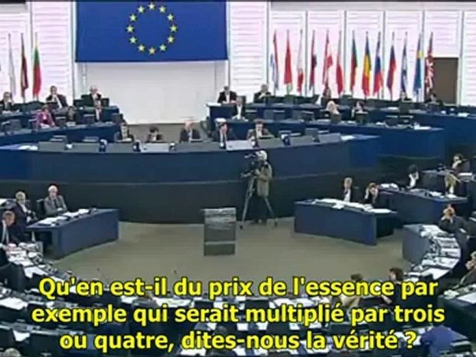 Farage: débarrassons-nous de l'euro et restaurons la dignité humaine.