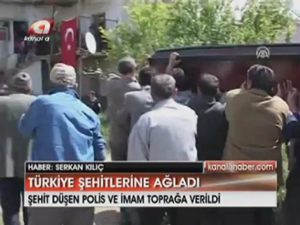 Türkiye Şehitlerine Ağladı