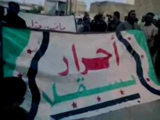 Syria فري برس إدلب  بسقلا  مظاهرة مع بزوغ الفجر 23 5 2012 Idlib