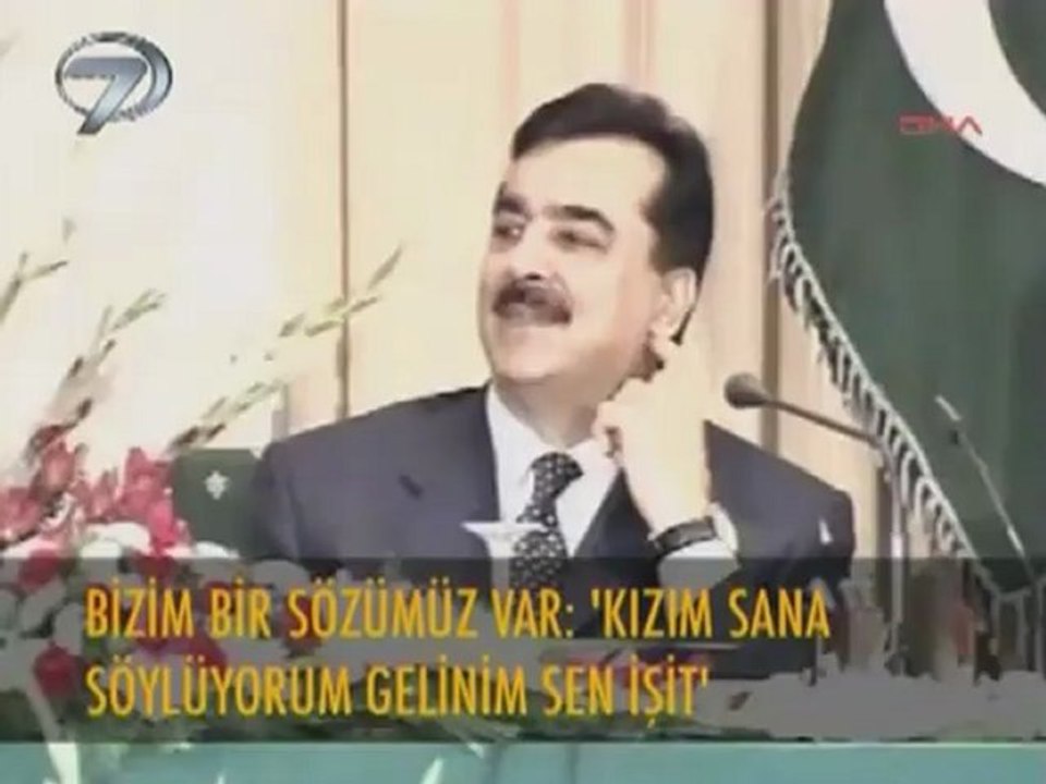 Tercümana Eyvah Dedirtti