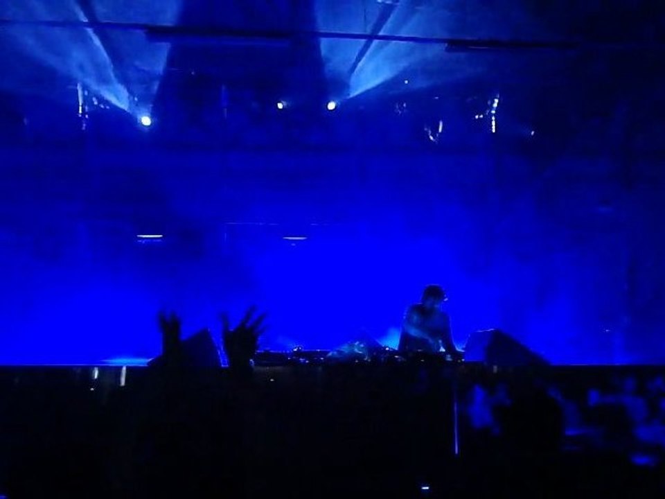 NUITS SONORES : # NUIT 1 - JAMES MURPHY