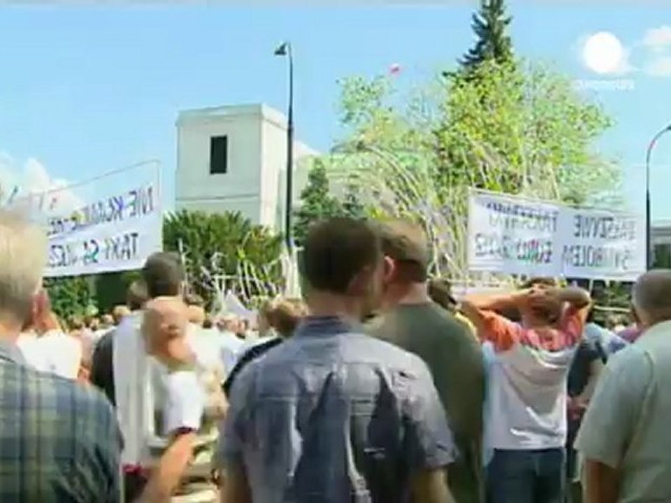 Polonia, tassisti minacciano sciopero durante Euro 2012