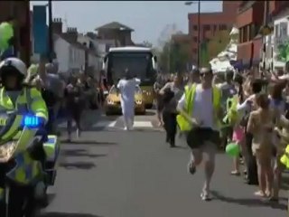 Drogba dalla coppa con le orecchie alla torcia