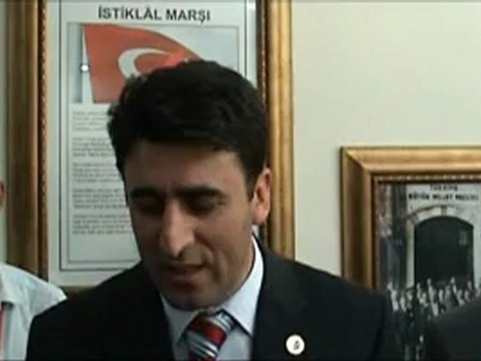 Kaymakam Aygöl den bedensel engellilere tekerlekli sandalye