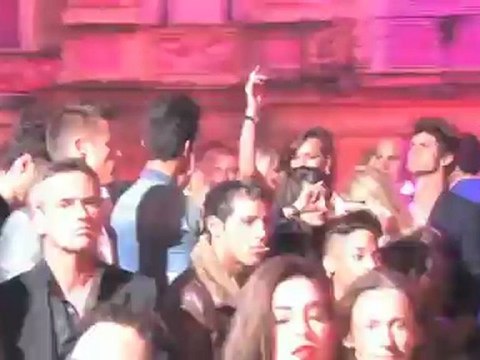 David Guetta aux platines pour la soirée «Fuck me I'm famous» au Gotha à Cannes