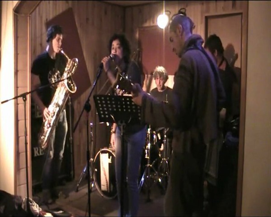 "Le sourire" - O.P.A - Tous à l'urinoir - Impro5