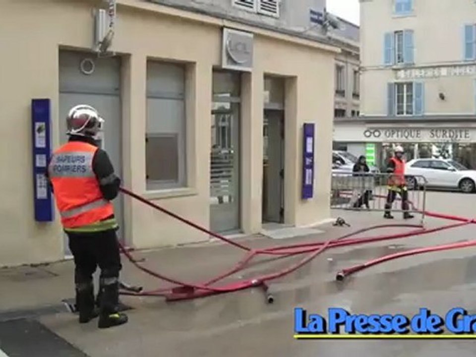 Le centre-ville évacué d'urgence