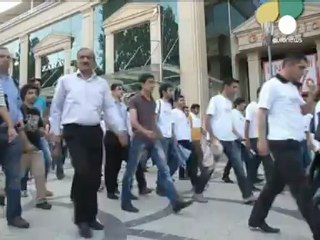 Azerbaycan'da heyecan ve öfke bir arada