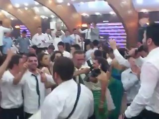 NADI Live : Maturantat e Gjimnazit Bedri Pejani : 18.05.2012 : Univers