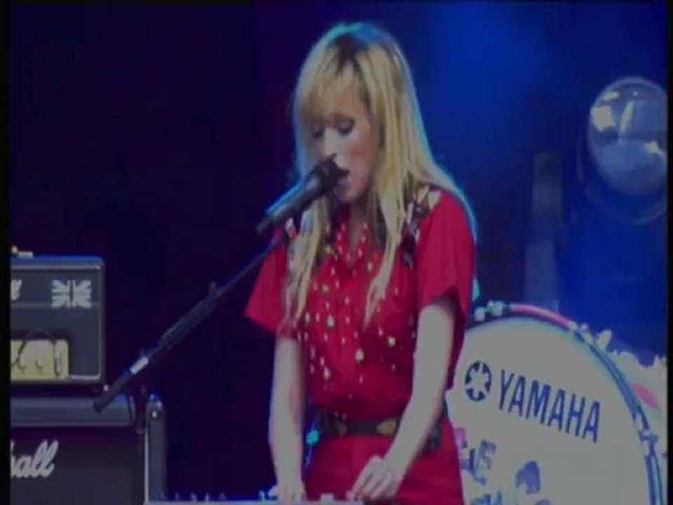 The Ting Tings Live @ Rock en Seine 2010