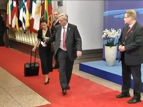 euronewsru - Саммит ЕС тут согласны, там несогласны [H.264 360p]