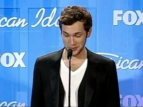 Elton John ill, Phillip Phillips wins Idol
