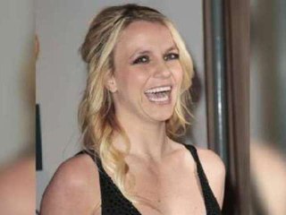 Britney Spears Requires Massage Therapist, Doritos for X-Factor