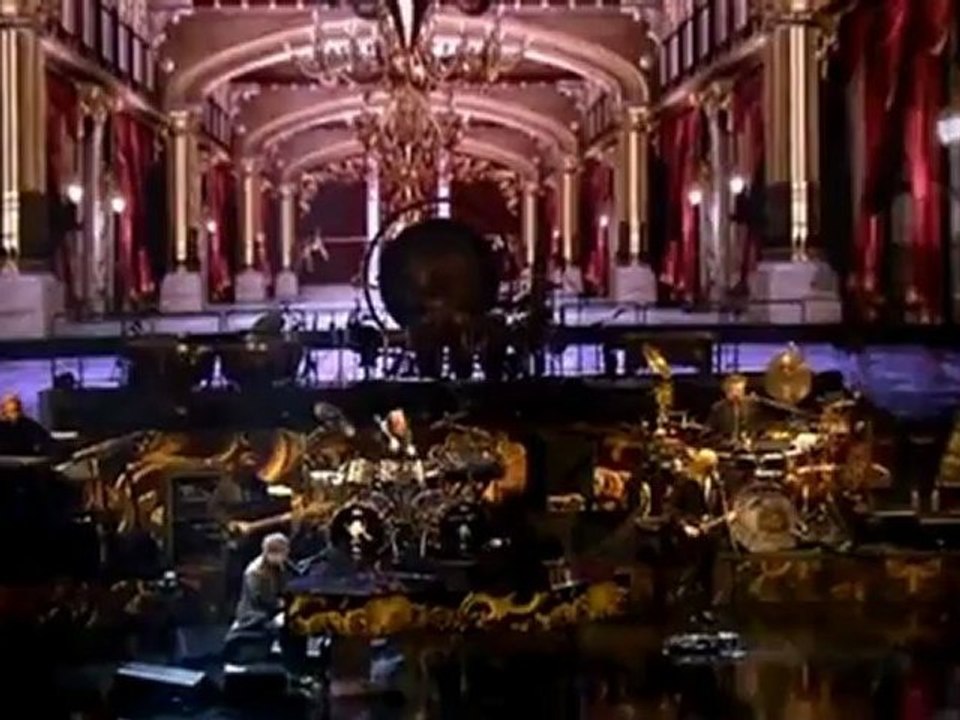 Elton John cancels Vegas dates due to infection
