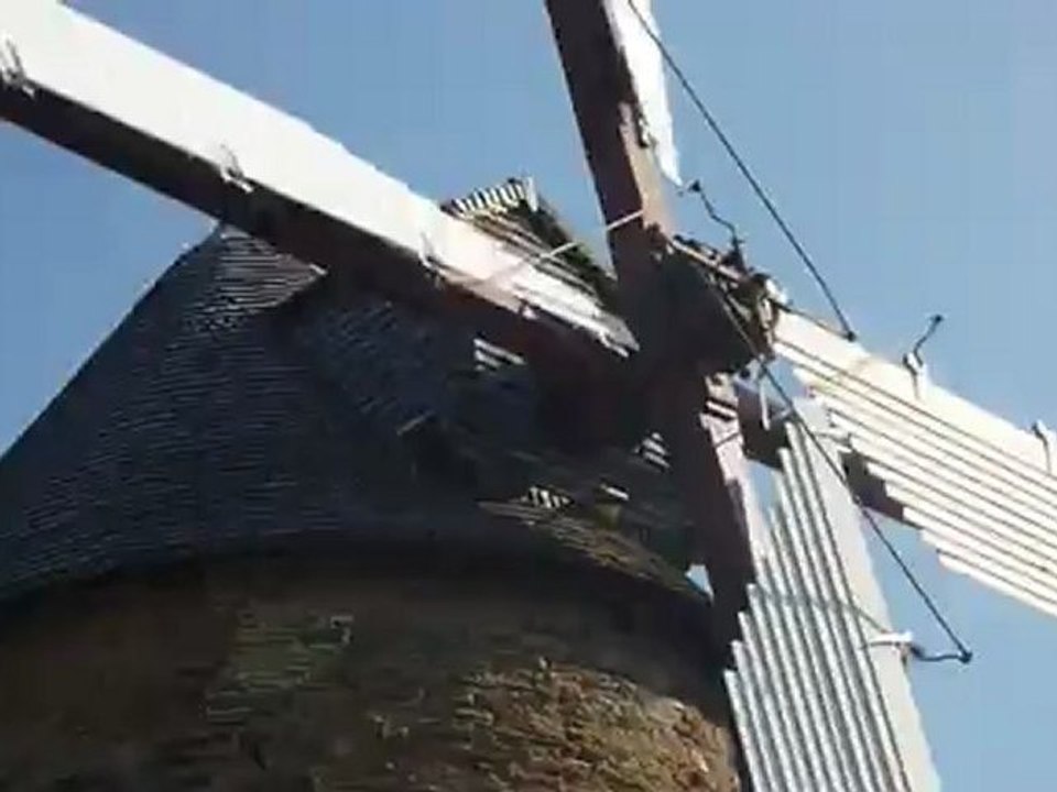 le moulin à vent  de Bertaud à Bain de Bretagne