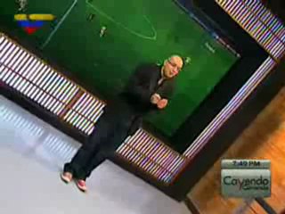 (VÍDEO) Cayendo y Corriendo del día miércoles 23.05.2012  2/3