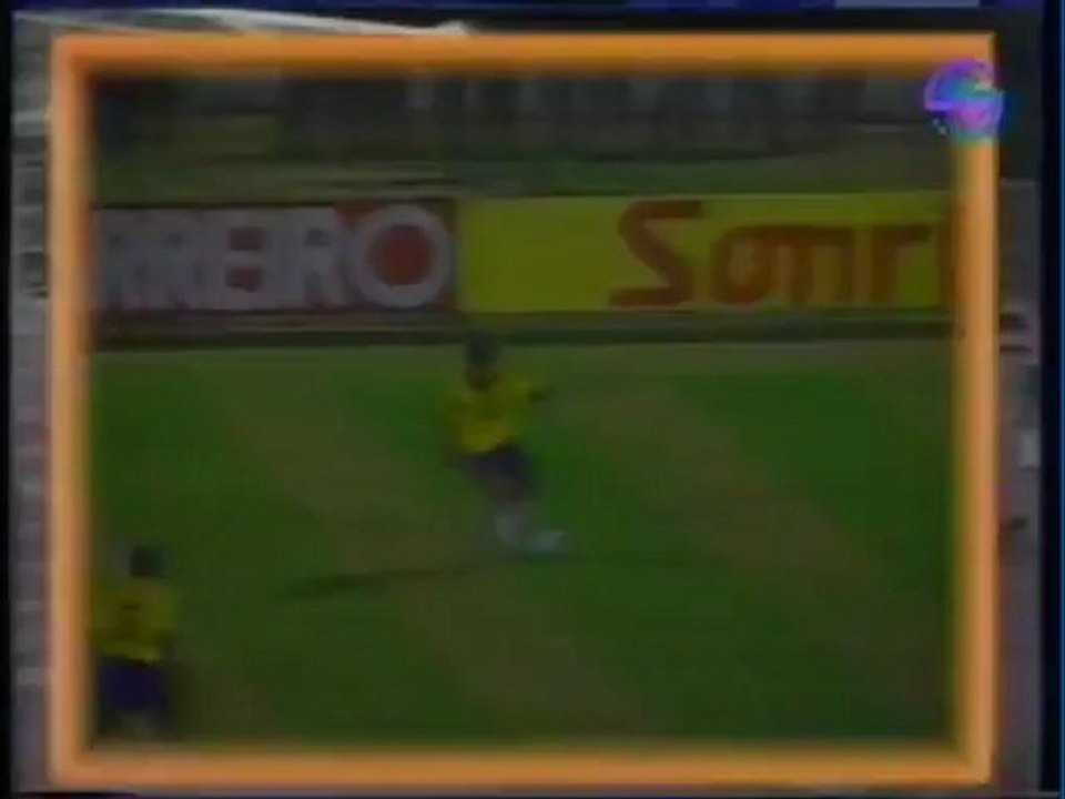 1992 (November 26) Brazil 1-Uruguay 2 (Friendly).avi