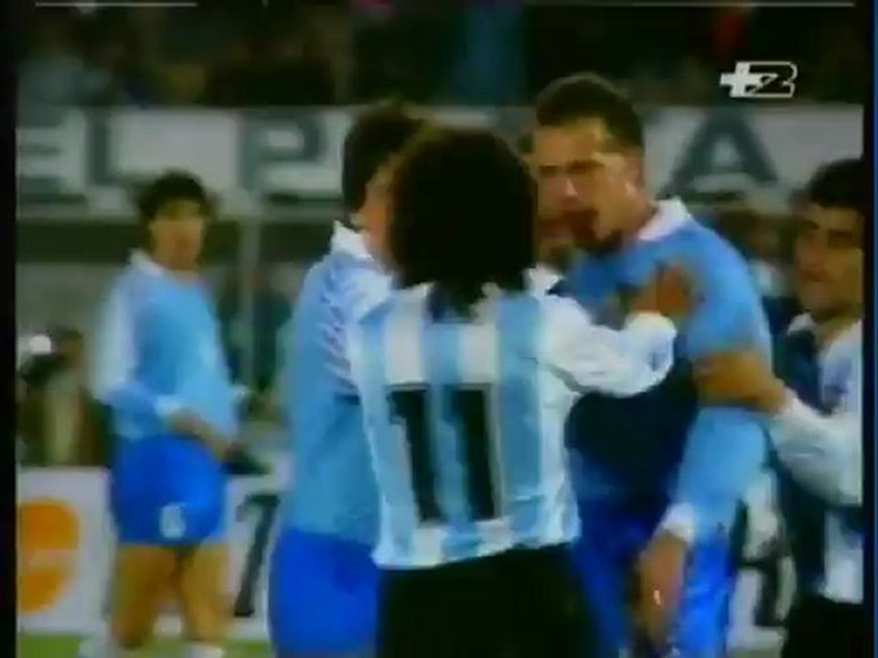 1992 (September 23) Uruguay 0-Argentina 0 (Friendly).avi