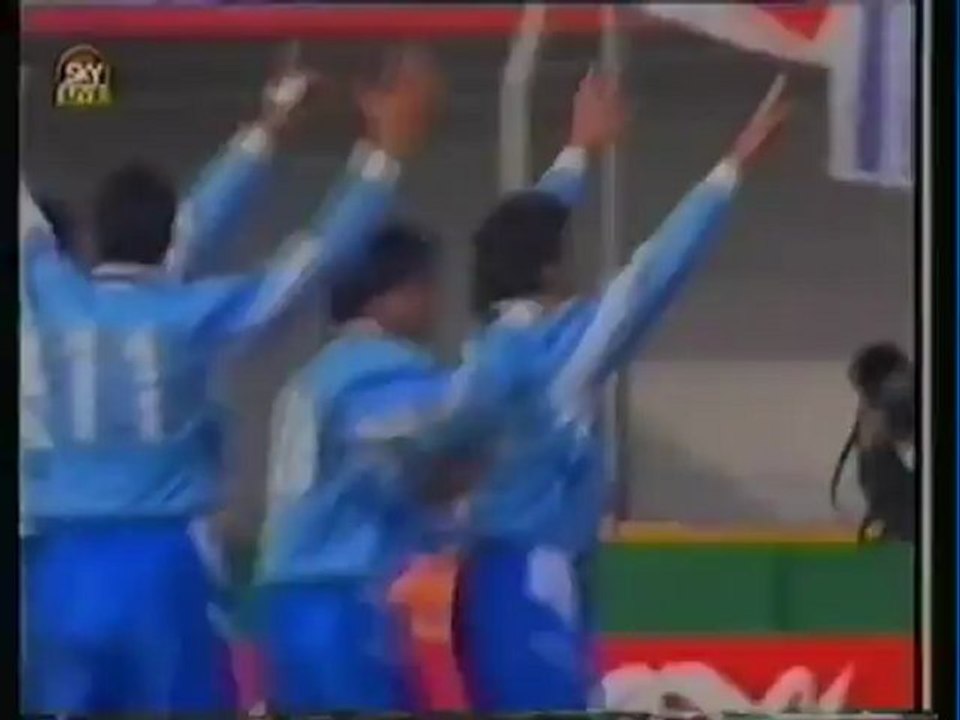 1995 (July 9) Uruguay 1-Paraguay 0 (Copa America).mpg