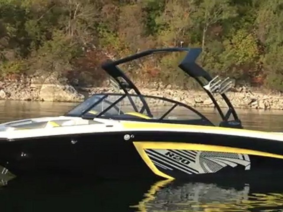 Tige Open Bow Design