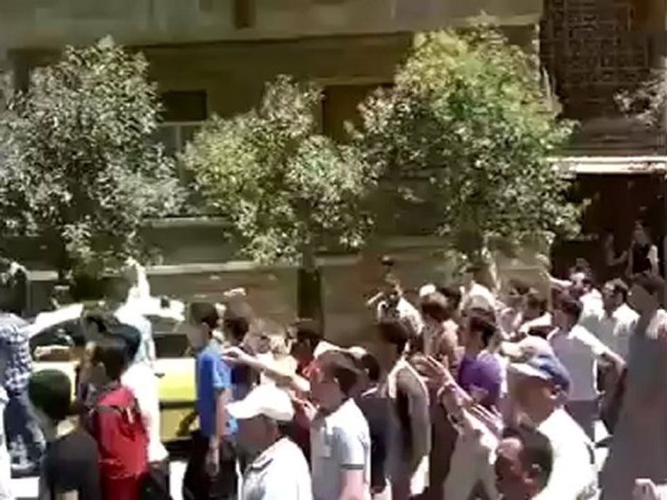Syria فري برس حماة المحتلة مظاهرة حي البياض 27 5 2012 Hama