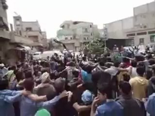 Video herunterladen: Syria فري برس دمشق الحجر الأسود مظاهرة طلابية 27 5 2012 ج1 Damascus