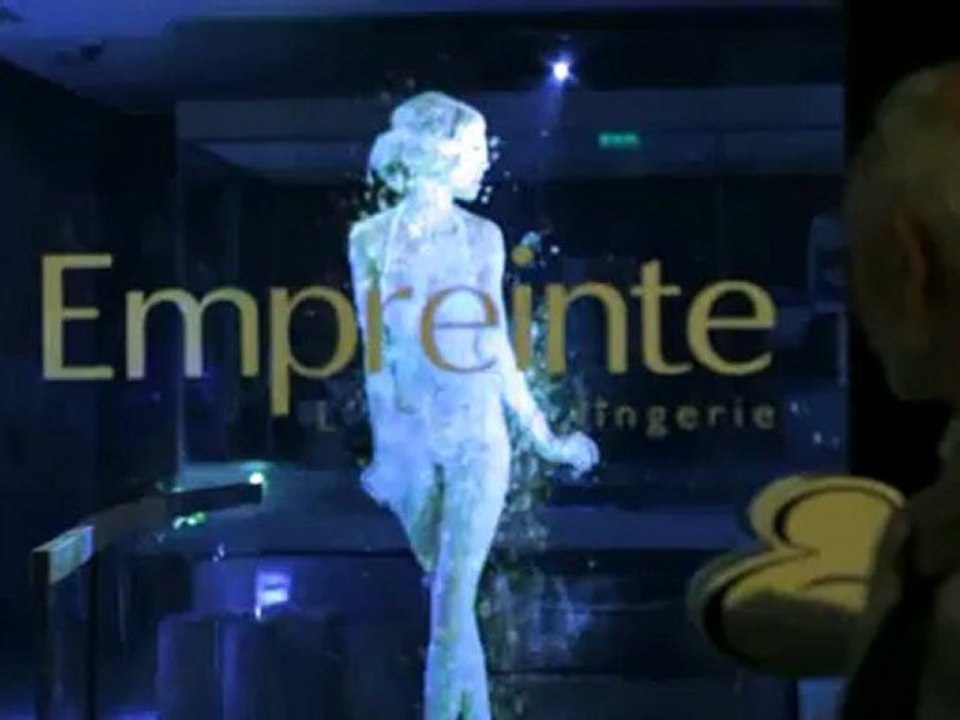 ANIMATIK et CARLIN INTERNATIONAL présentent : Hologramme Empreinte, l'Atelier lingerie -- Paris