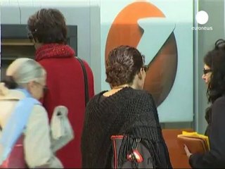 Yunan halkı kararsız: Euro'ya evet Avrupa'ya hayır