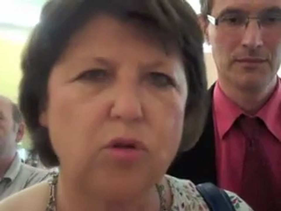 Landrecies Martine Aubry en visite au centre social