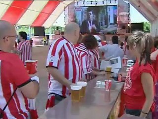 Los aficionados del Athletic y del Barça toman Madrid